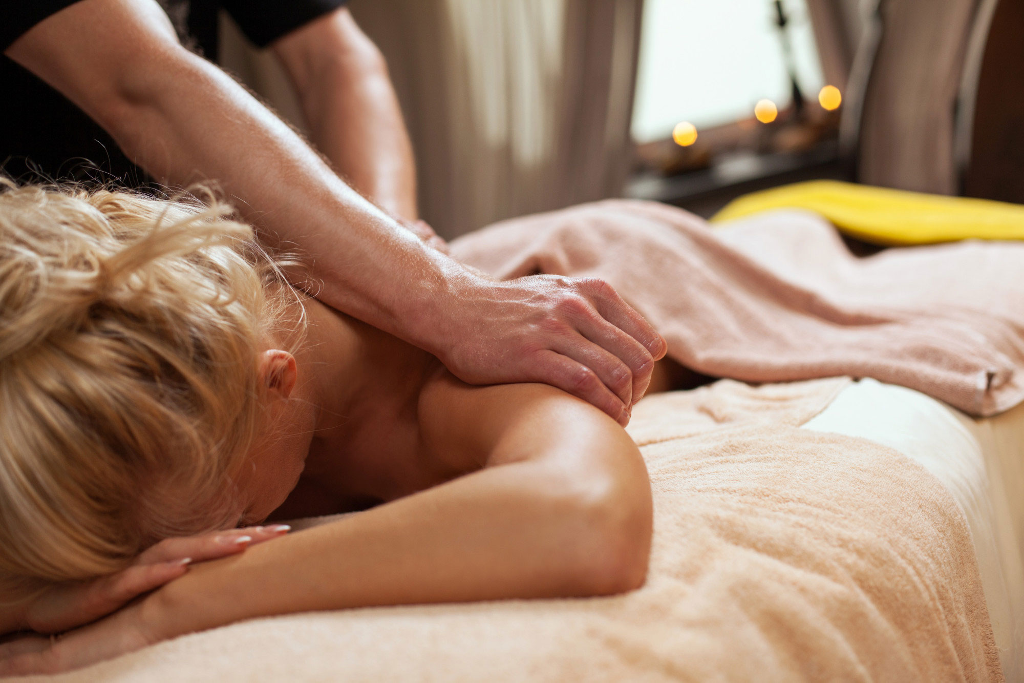 Abhyanga Ganzkörpermassage